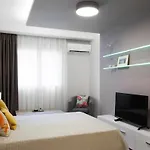 Valaoritou Living *