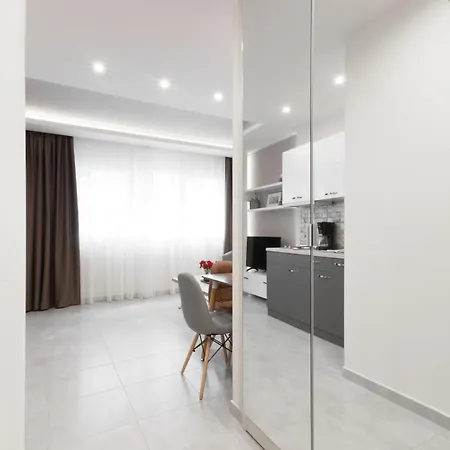 Valaoritou Living דירה *