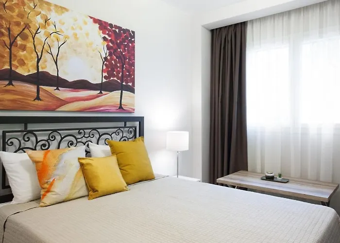 Apartment Valaoritou Living